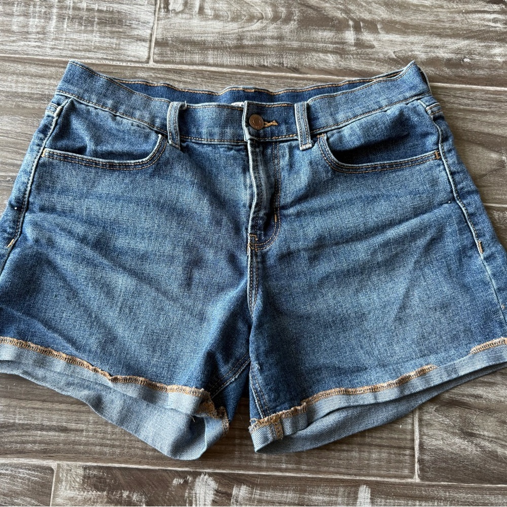 Old Navy Classic Blue Jean Shorts Distressed Look and Fold-over - Picture 1 of 3